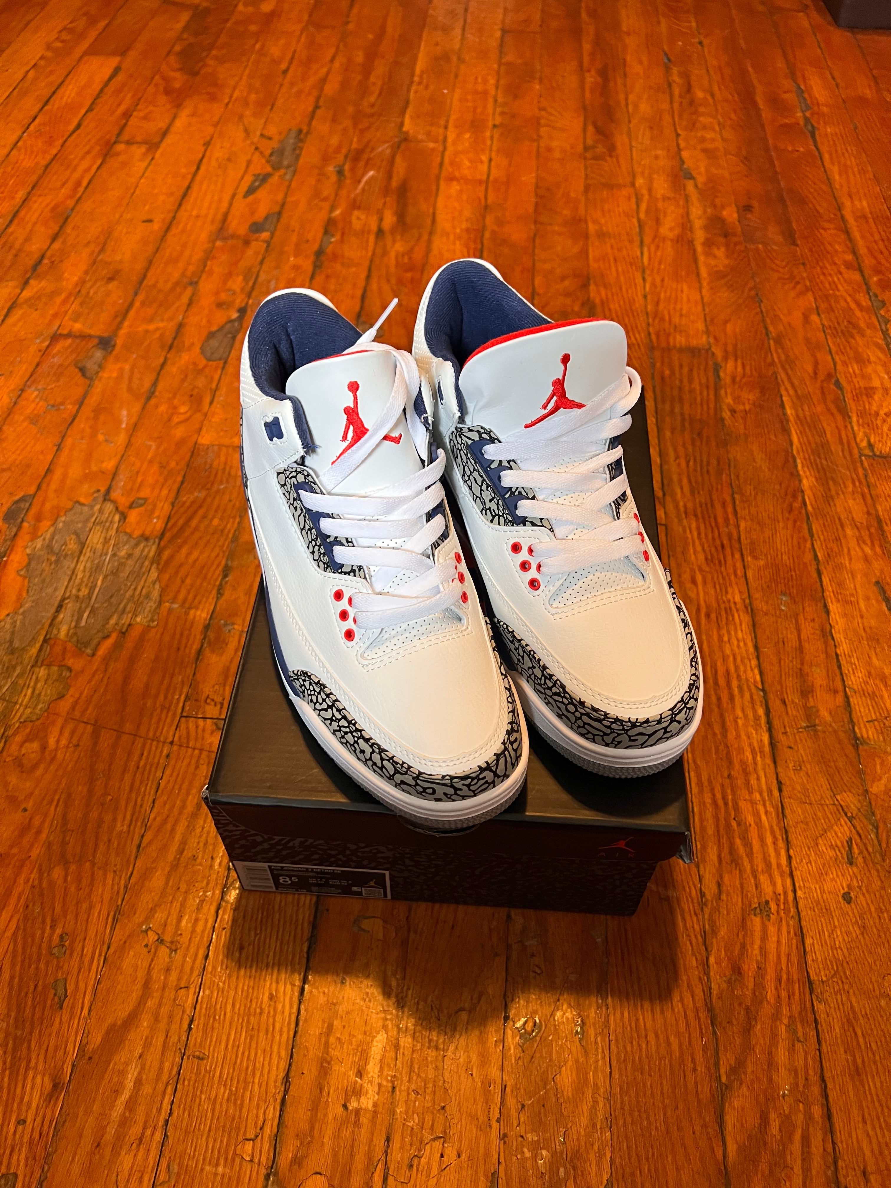 Jordan 3 White/ Red/ Blue
