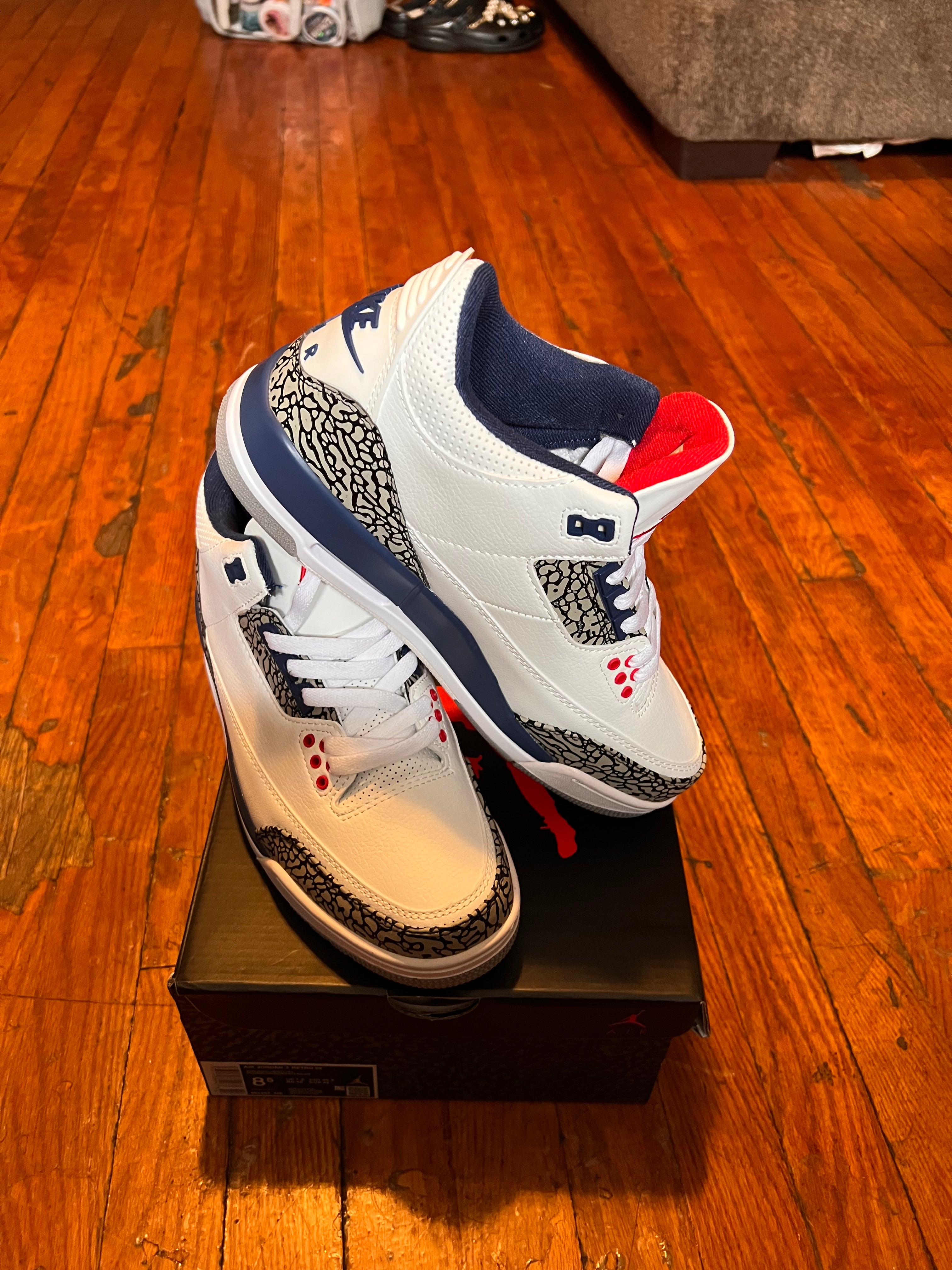 Jordan 3 White/ Red/ Blue