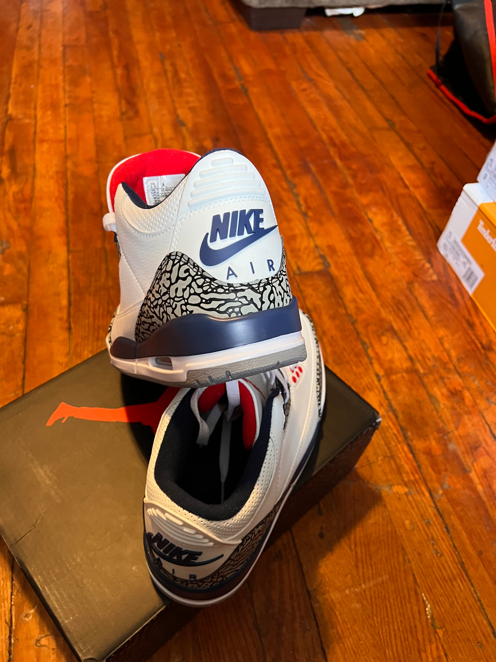 Jordan 3 White/ Red/ Blue