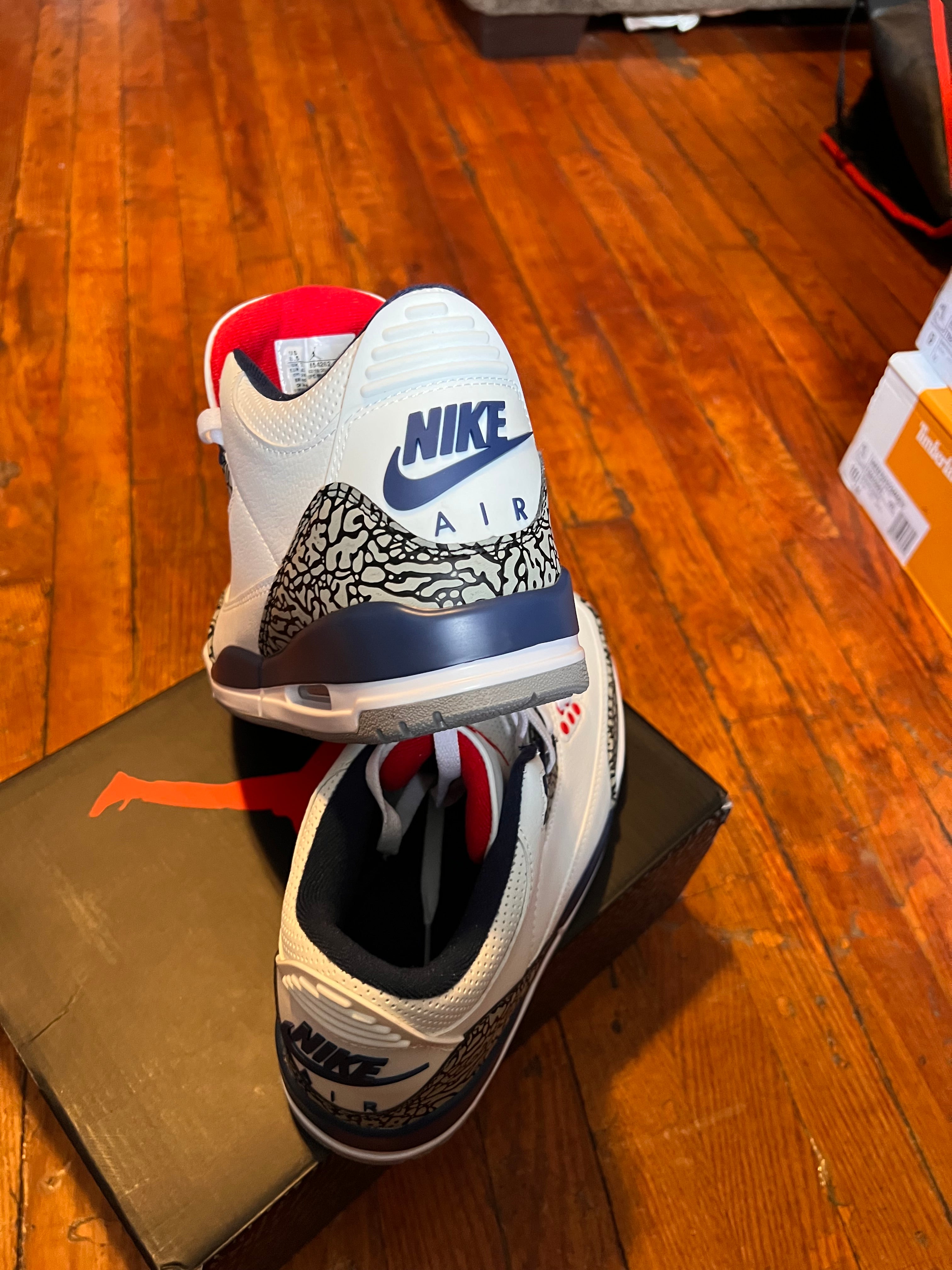 Jordan 3 White/ Red/ Blue